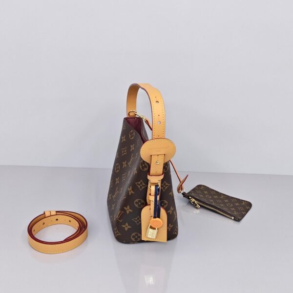 Louis Vuitton Noé BB