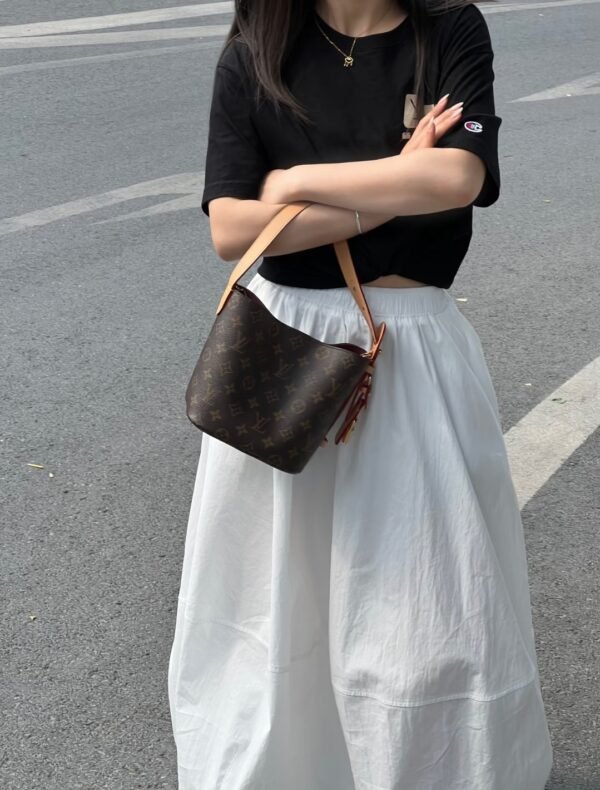 Louis Vuitton Noé BB