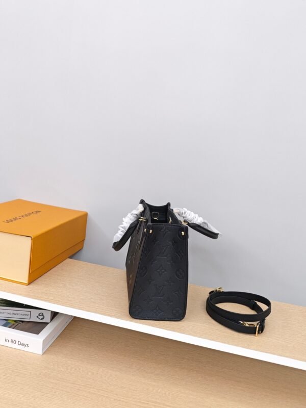 Louis Vuitton OnTheGo