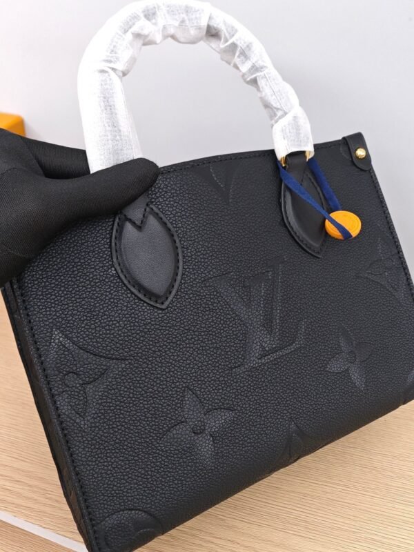 Louis Vuitton OnTheGo