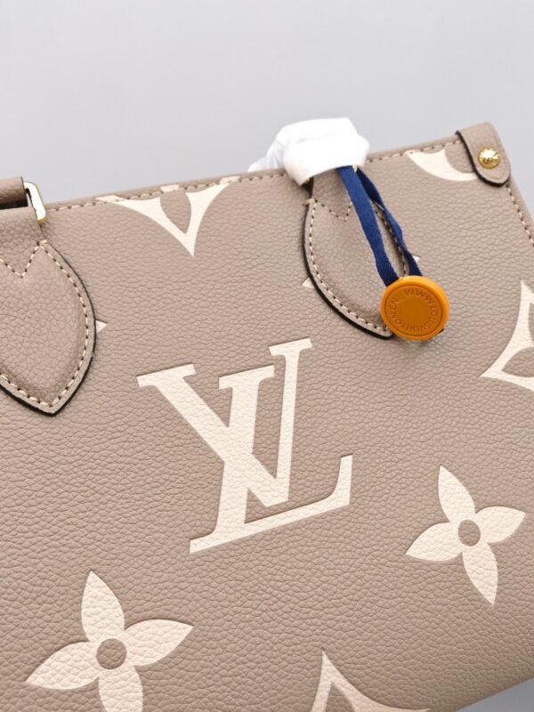 Louis Vuitton OnTheGo