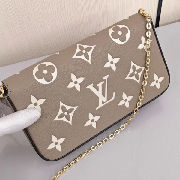 LV Multi Pochette Accessoires
