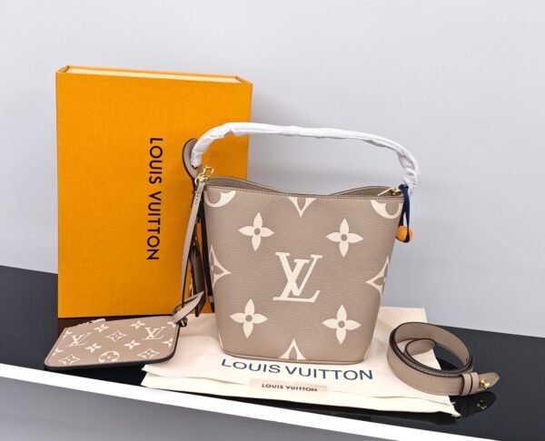 Louis Vuitton Noé BB Bucket Bag