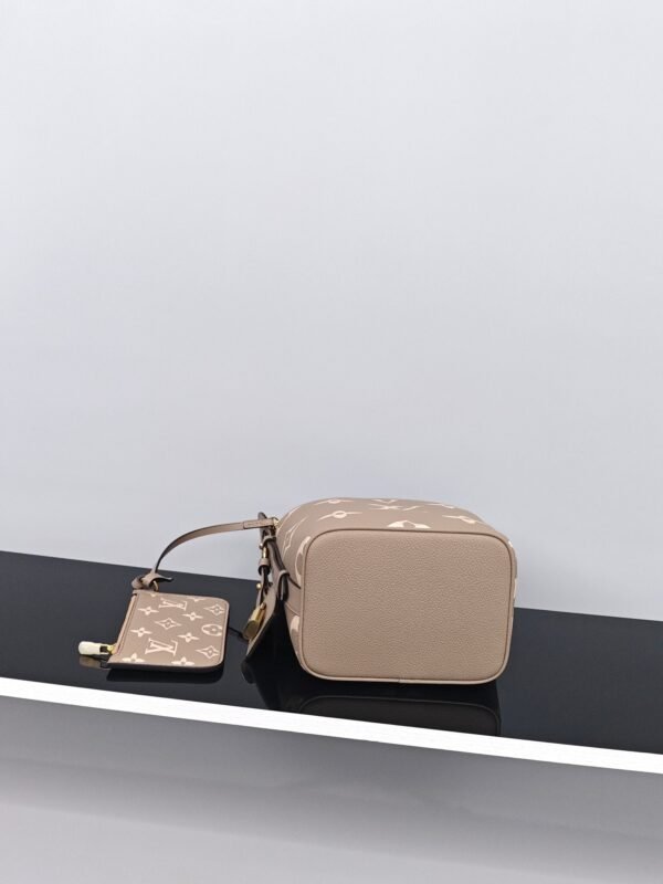 Louis Vuitton Noé BB Bucket Bag