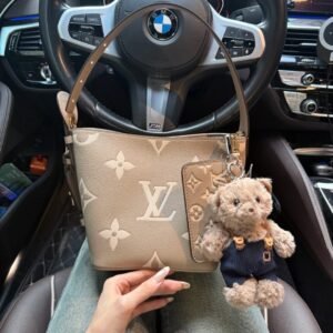 Louis Vuitton Noé BB Bucket Bag