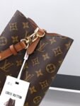 Louis Vuitton Noé BB Bucket Bag