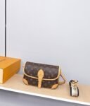 LV Diane baguette bag