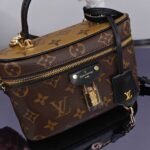 LV Petite Malle Souple
