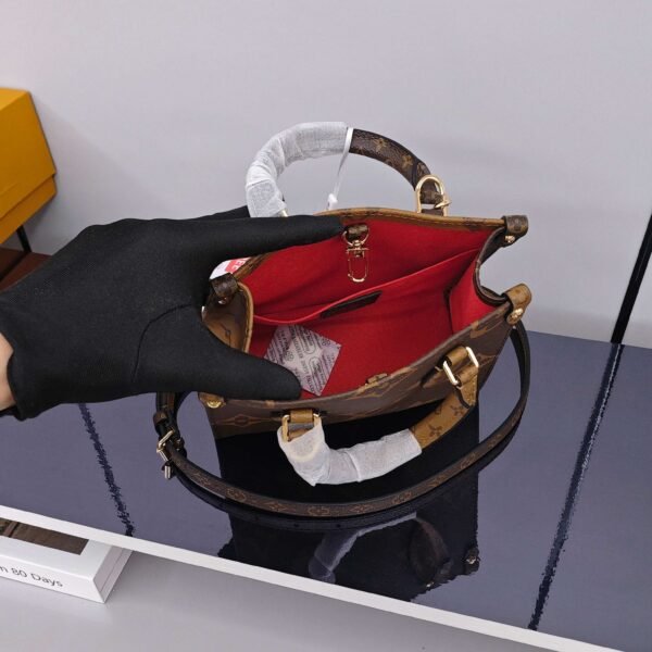 Louis Vuitton OTTO handbag