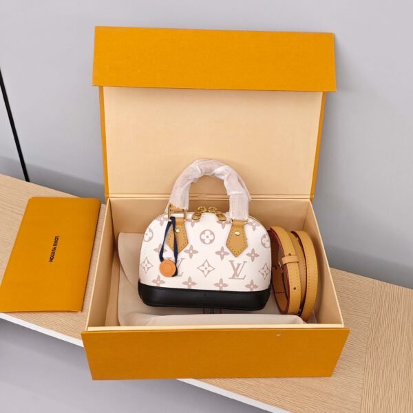 LV mini seashell bag