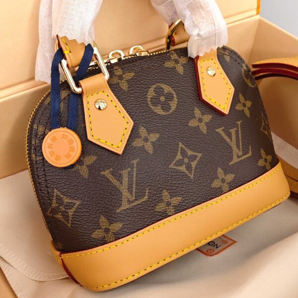 LV mini seashell bag