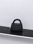 CHANEL Classic Flap Bag