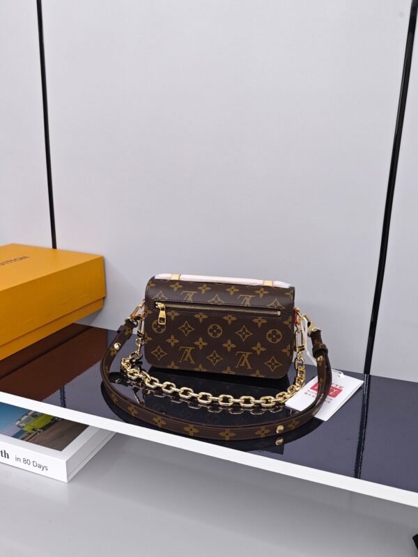 LV Dauphine handbag