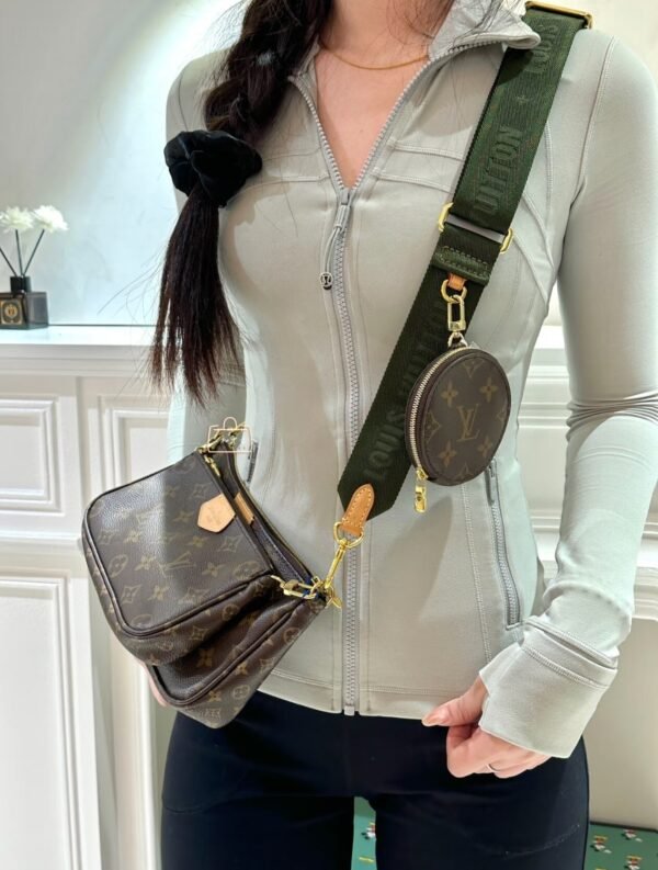 LV Multi Pochette Accessoires handbag